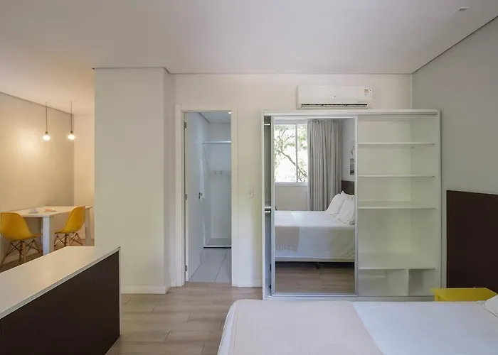 Acores Flat Design- Proximo Ao Gasometro E Cais Embarcadero Hotel Porto Alegre
